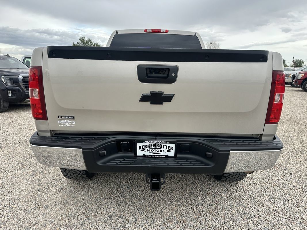 Used 2007 Chevrolet Silverado 1500 LT w/ 1LT Convenience Package RWD image 7