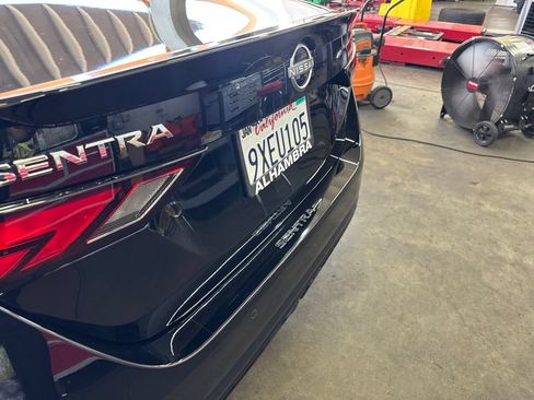 Certified 2025 Nissan Sentra SR FWD image 4