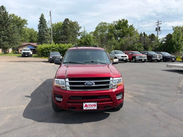 Used 2015 Ford Expedition EL XLT w/ Equipment Group 202A AWD/4WD image 2