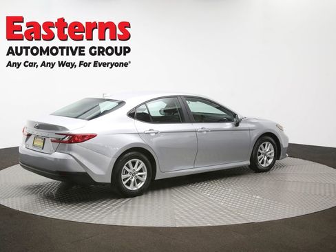 Used 2025 Toyota Camry LE FWD image 42