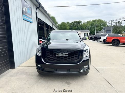 Used 2017 GMC Yukon Denali w/ Open Road Package AWD/4WD image 21