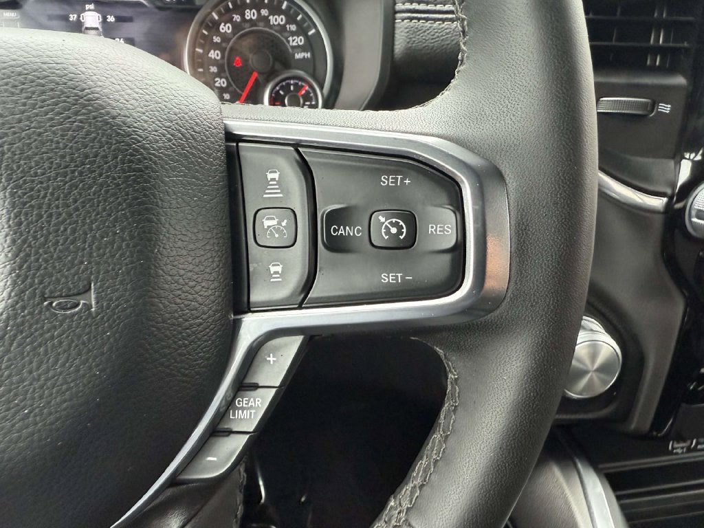 Used 2026 RAM 1500 Laramie AWD/4WD image 22