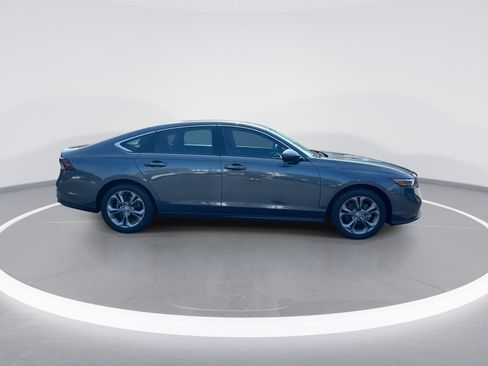 Used 2024 Honda Accord EX image 10