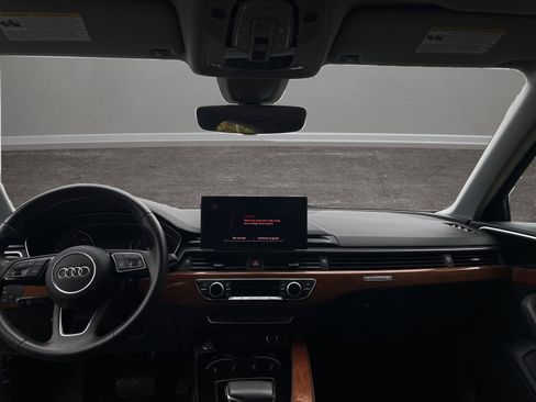 Used 2023 Audi A4 2.0T Premium w/ Convenience Package image 38