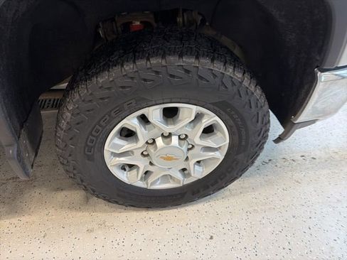 Used 2022 Chevrolet Silverado 2500 LTZ w/ Gooseneck/5TH Wheel Package image 13