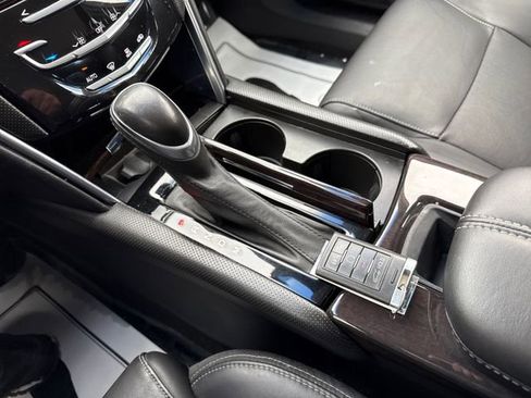 Used 2014 Cadillac XTS FWD image 33