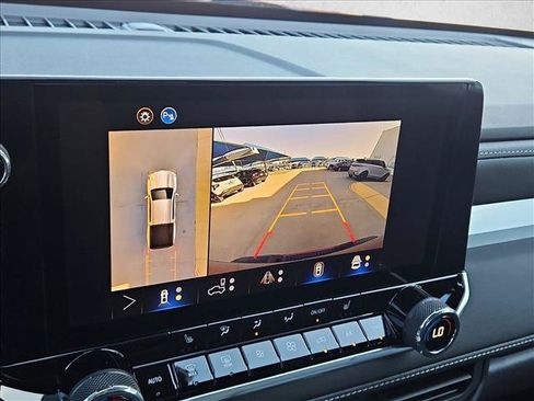 New 2026 Chevrolet Colorado LT w/ LT Convenience Package AWD/4WD image 13