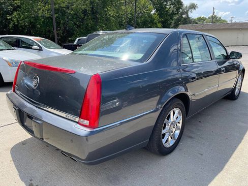 Used 2010 Cadillac DTS Luxury image 7