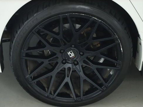 Used 2017 Nissan Maxima 3.5 SV w/ Interior Lighting Package image 12