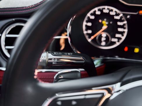 Used 2021 Bentley Continental GT AWD/4WD image 37