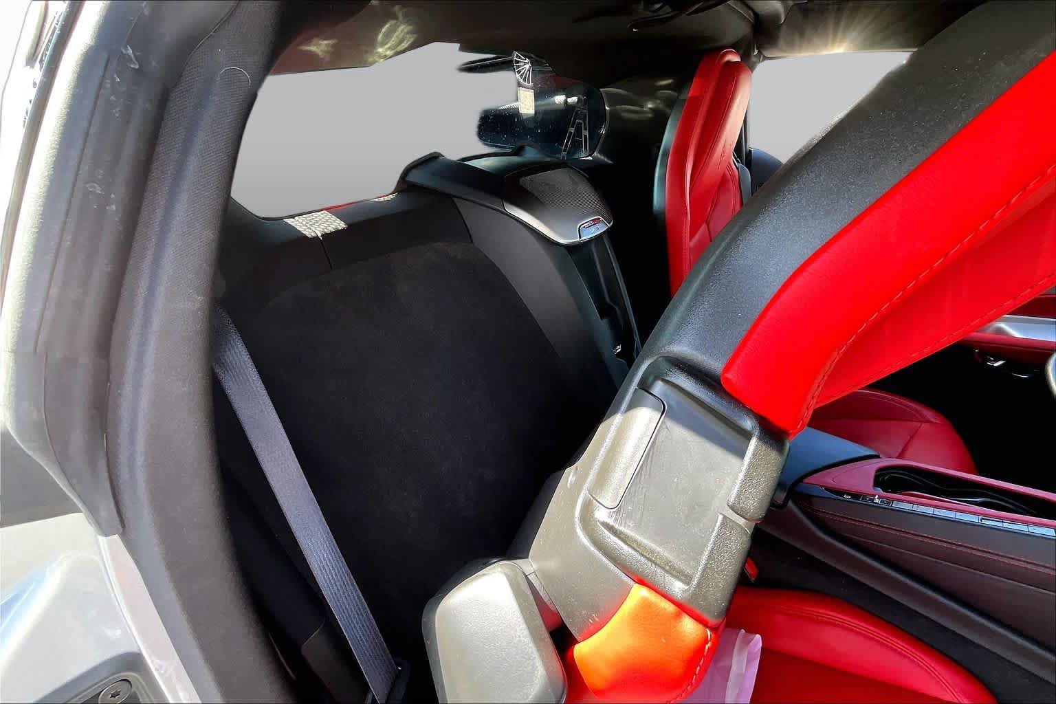 Used 2023 Chevrolet Corvette Stingray Preferred Cpe w/ Z51 Performance Package RWD image 18