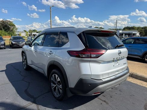 Used 2021 Nissan Rogue SV w/ Premium Package AWD/4WD image 5