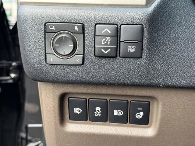 Used 2021 Lexus GX 460 Premium w/ Premium Package AWD/4WD image 24