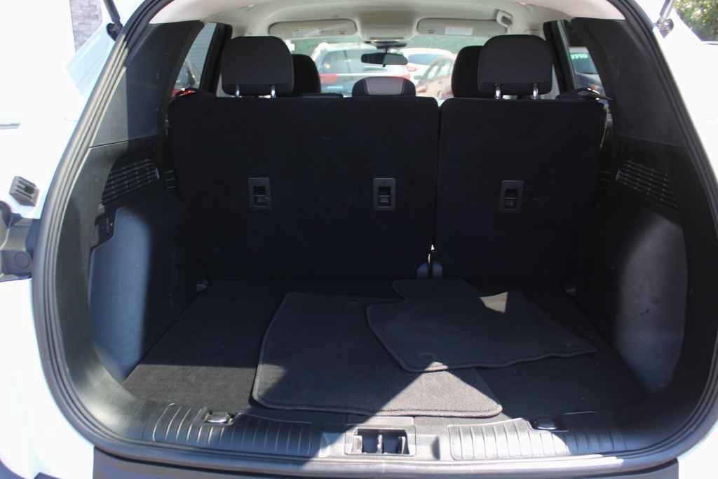 Used 2021 Ford Escape SE w/ SE Sport Appearance Package AWD/4WD image 9