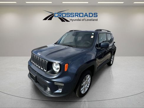 Used 2020 Jeep Renegade Latitude w/ Cold Weather Group image 12