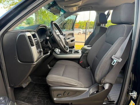 Used 2018 Chevrolet Silverado 1500 LT w/ Texas Edition RWD image 21