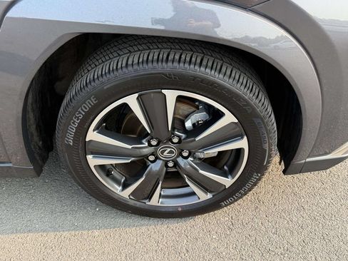 Used 2025 Lexus UX 300h AWD w/ Accessory Package (Z1) image 7