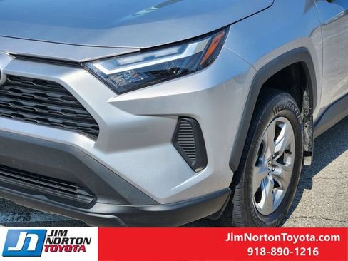 Used 2024 Toyota RAV4 XLE w/ Convenience Package FWD image 11