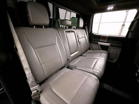 Used 2017 Ford F150 Lariat w/ Equipment Group 502A Luxury AWD/4WD image 27
