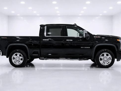 Used 2021 Chevrolet Silverado 2500 LTZ w/ LTZ Premium Package AWD/4WD image 6