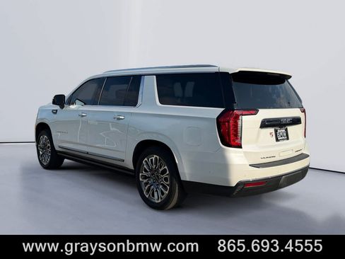 Used 2024 GMC Yukon XL Denali Ultimate AWD/4WD image 5