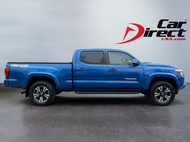 Used 2018 Toyota Tacoma TRD Sport AWD/4WD image 13