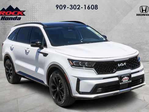 Used 2023 Kia Sorento SX FWD image 3