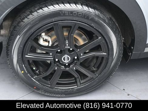 Used 2021 Nissan Kicks SV w/ Interior Electronics Package FWD image 5
