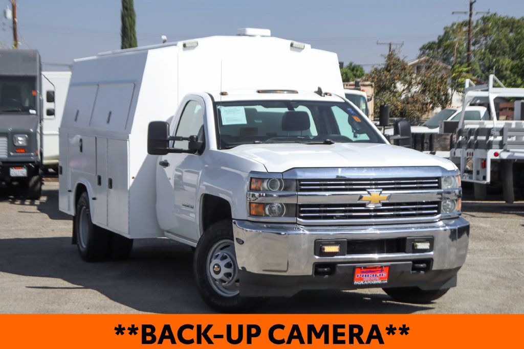 Used 2015 Chevrolet Silverado 3500 W/T RWD image 2