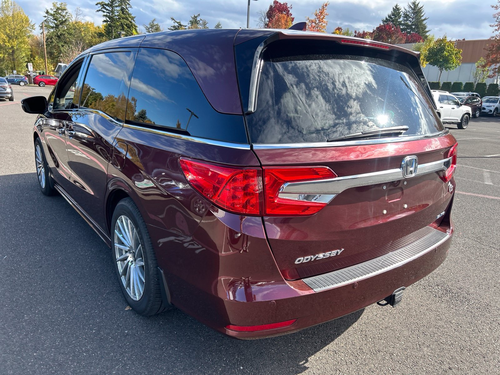 Used 2018 Honda Odyssey Elite image 7