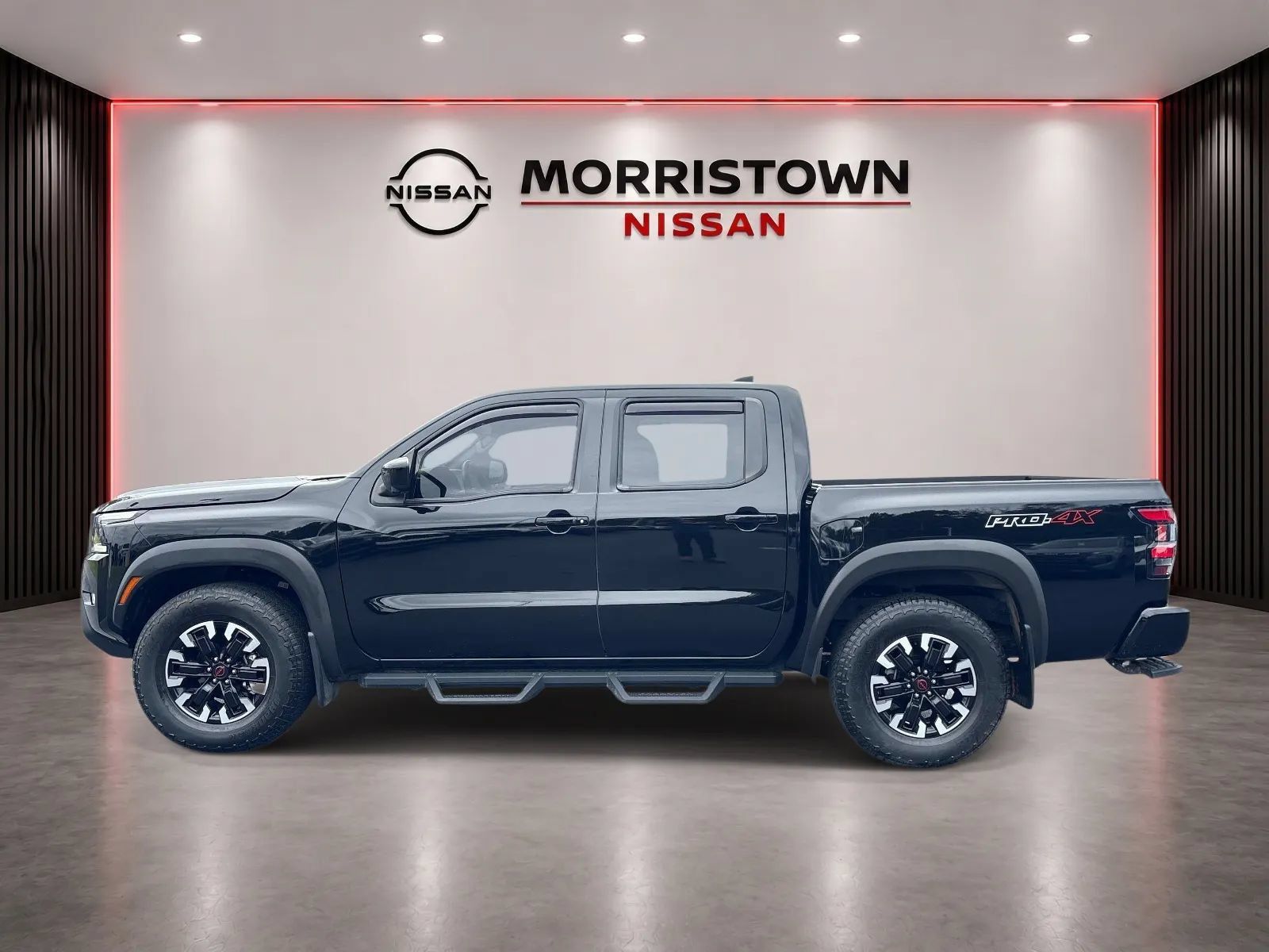 Used 2024 Nissan Frontier PRO-4X w/ Pro Convenience Package AWD/4WD image 6