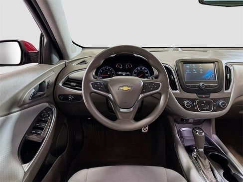 Used 2016 Chevrolet Malibu LT image 22