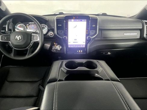 Used 2025 RAM 1500 Laramie AWD/4WD image 15