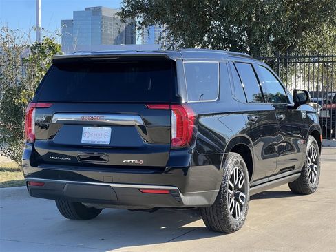 Used 2024 GMC Yukon AT4 w/ AT4 Premium Plus Package image 4