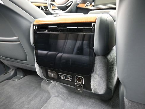 Used 2022 Jeep Grand Wagoneer Series II w/ Flexible Seating Group image 43