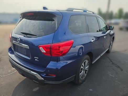Used 2020 Nissan Pathfinder SL AWD/4WD image 4