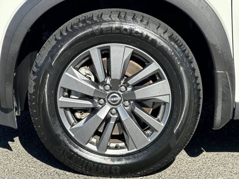 Certified 2024 Nissan Pathfinder S FWD image 33