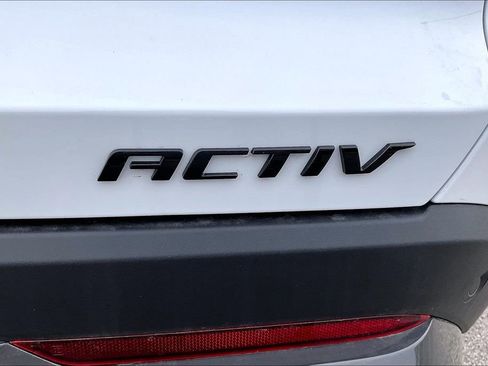 New 2026 Chevrolet Equinox ACTIV FWD image 9
