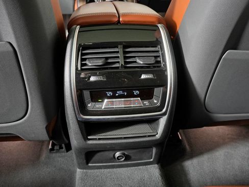 Used 2019 BMW X5 xDrive40i w/ Executive Package AWD/4WD image 36