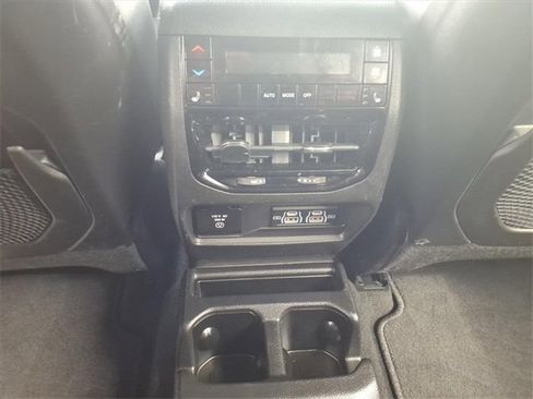 Certified 2022 Jeep Grand Cherokee L Limited image 25