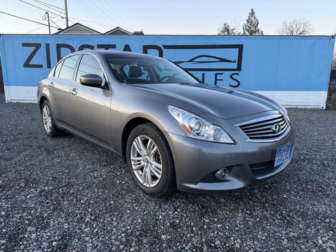 Used 2012 INFINITI G37 x Sedan w/ Premium Pkg image 2
