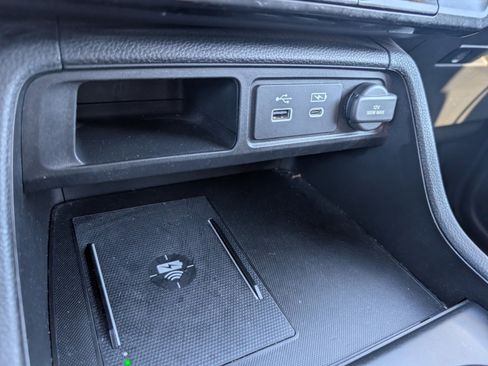 Used 2024 Honda Pilot EX-L image 12