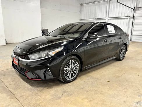 Used 2024 Kia Forte GT-Line FWD image 3