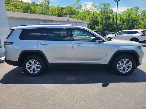 Used 2021 Jeep Grand Cherokee L Limited AWD/4WD image 6