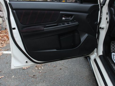 Used 2016 Subaru WRX STI image 10