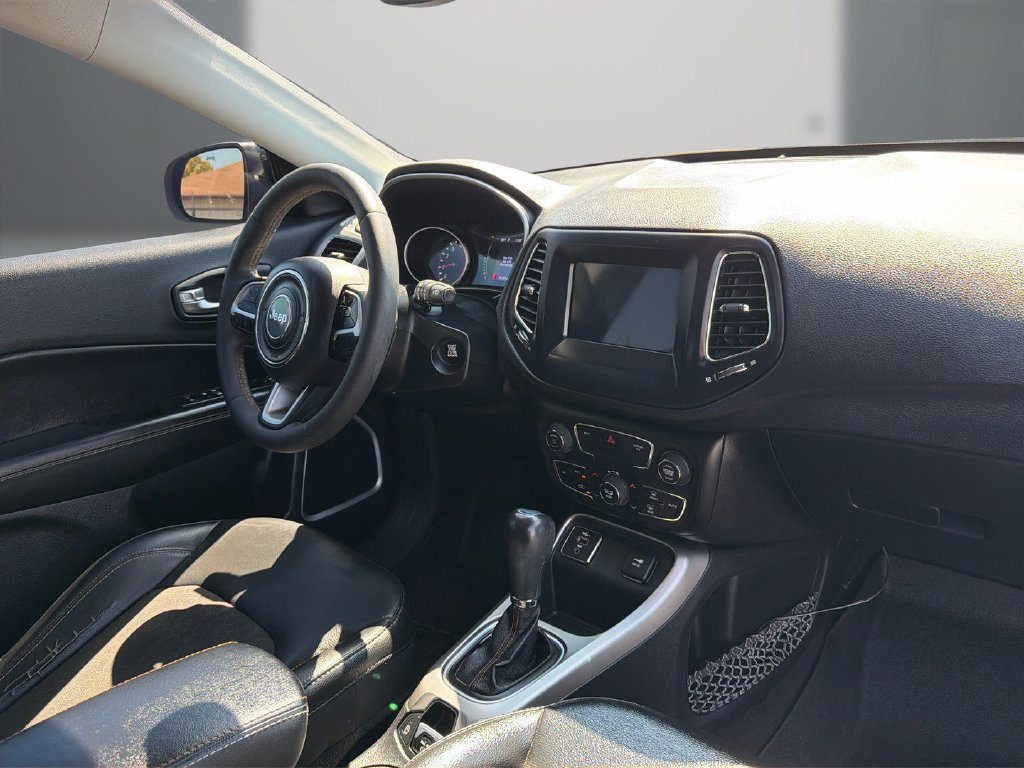 Used 2021 Jeep Compass Latitude FWD image 16