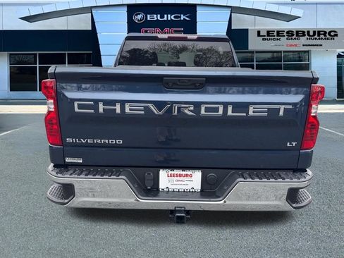 Used 2022 Chevrolet Silverado 1500 LT AWD/4WD image 6