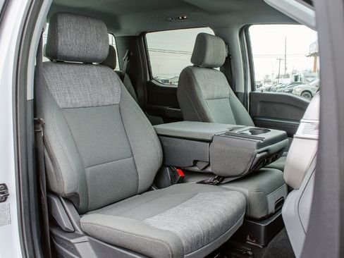 Used 2023 Ford F350 XLT image 35