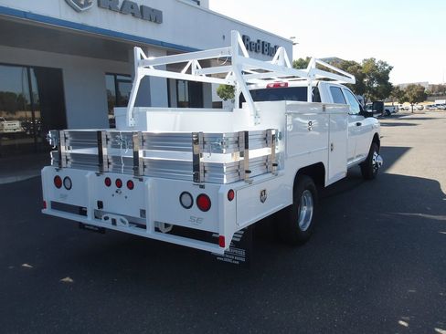 New 2025 RAM 3500 Tradesman w/ Chrome Appearance Group image 8