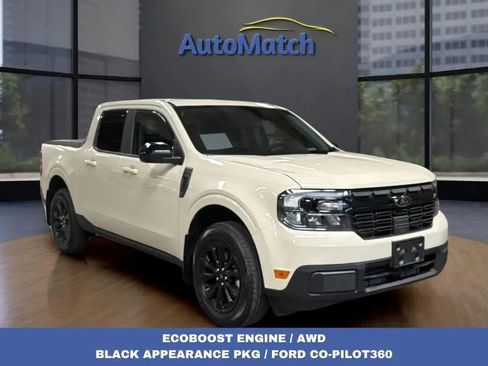 Used 2024 Ford Maverick Lariat w/ Black Appearance Package AWD/4WD image 1